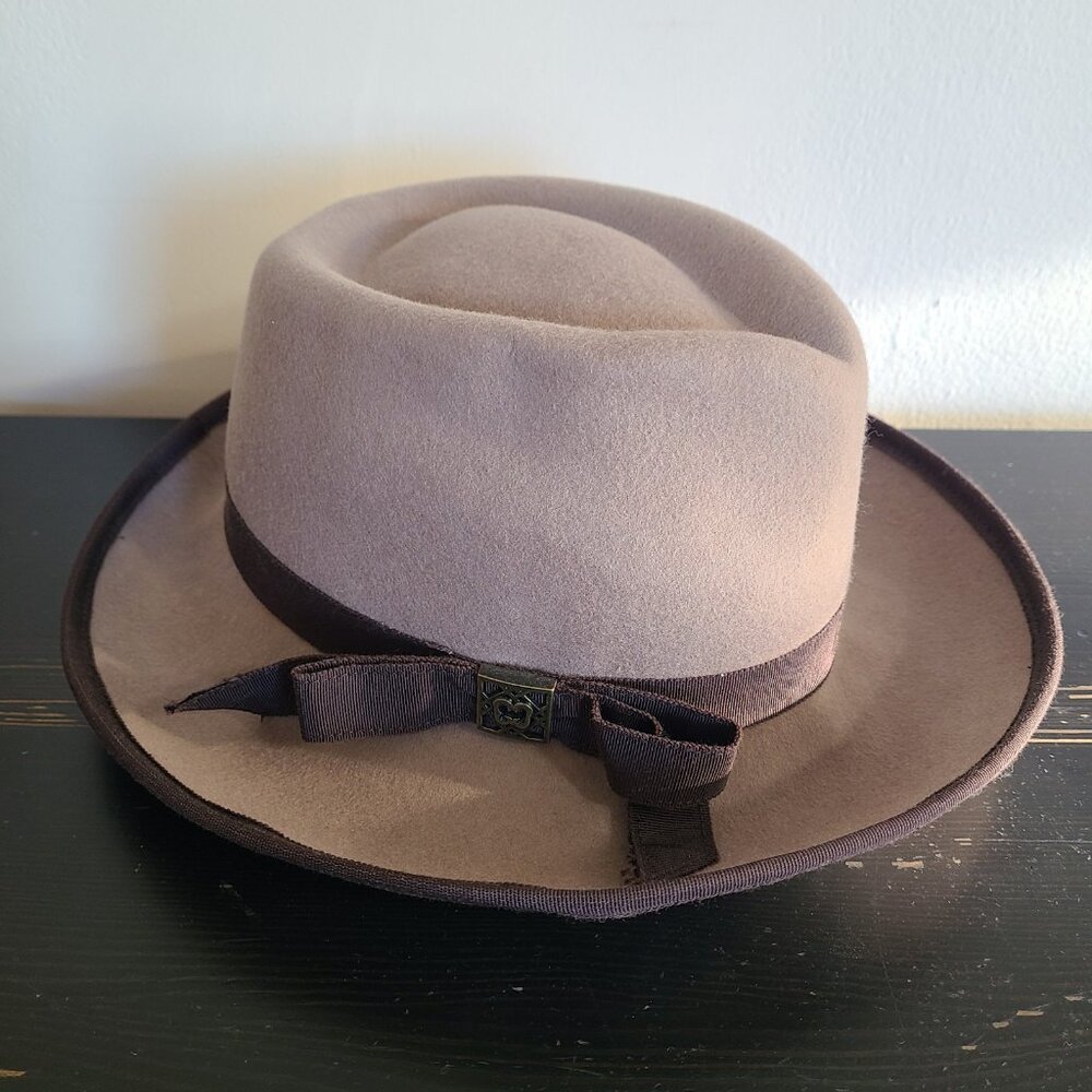 Eric Javits Women’s Fedora Gray Felt Hat Water Repellent